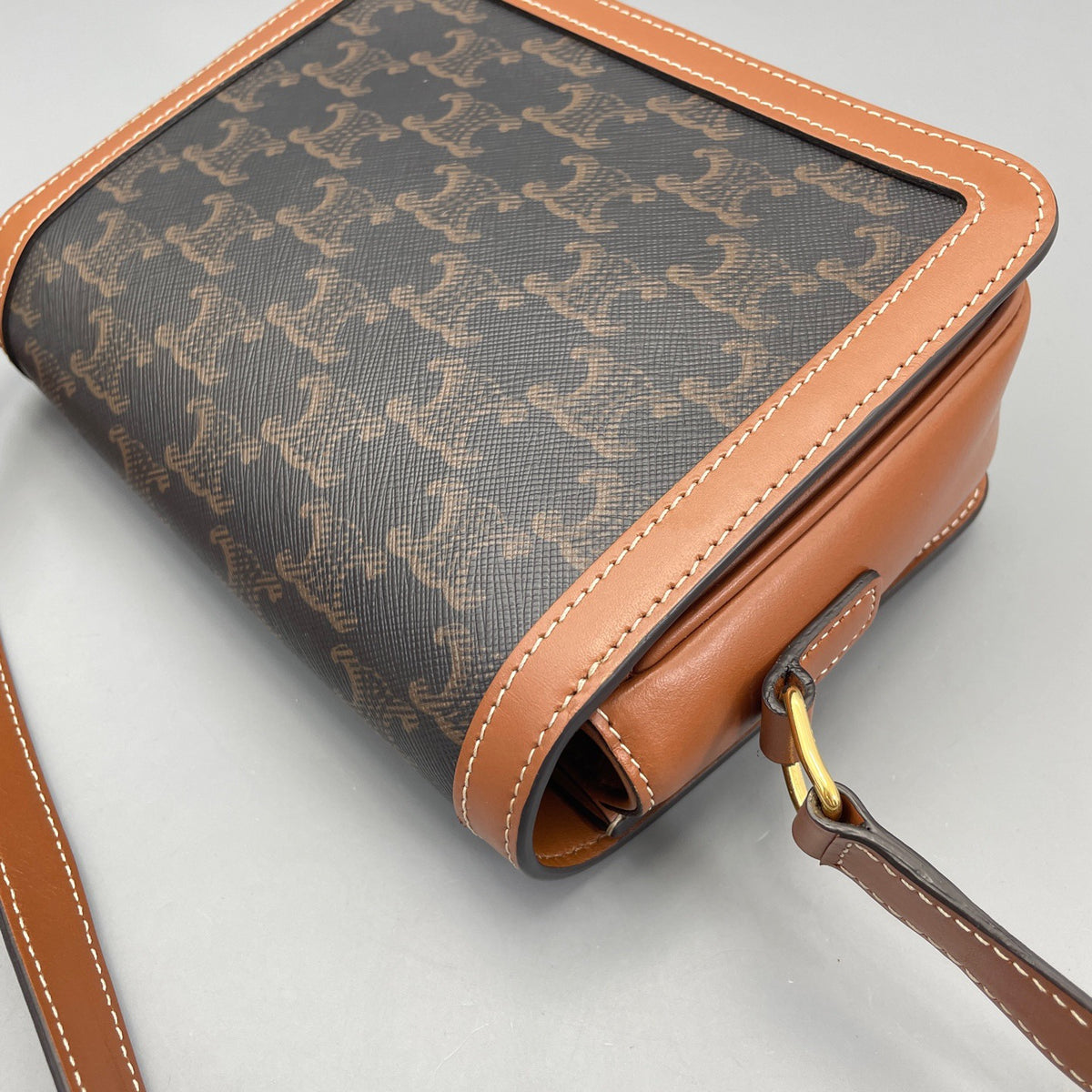 Celine - Triomphe Teen - Leather - Brown - (mini)
