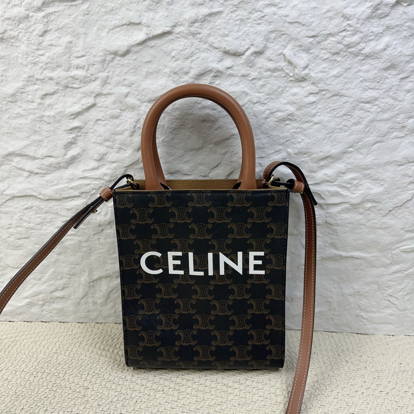 Celine - Vertical Cabas - Leather - Brown - (mini)