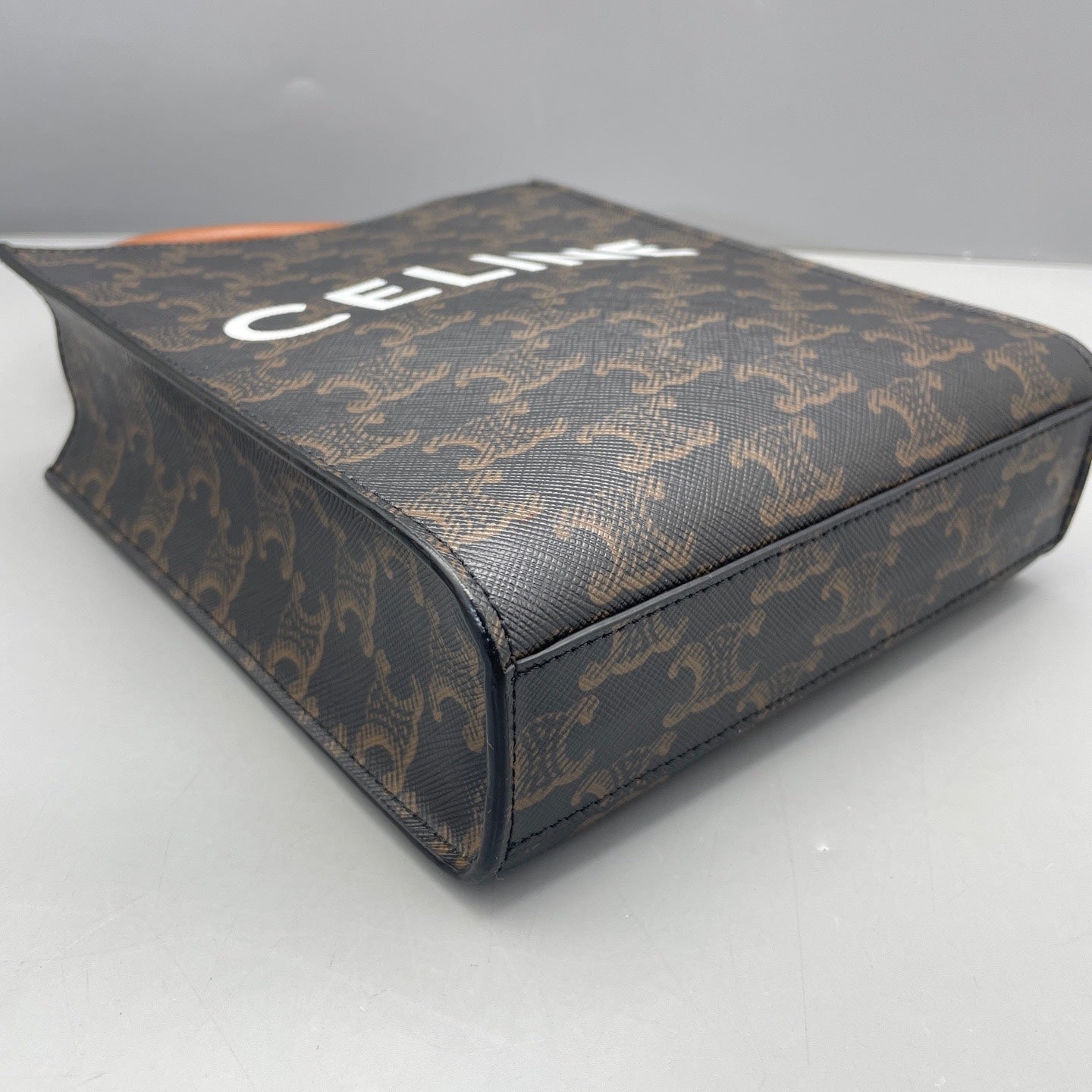 Celine - Vertical Cabas - Leather - Brown - (mini)