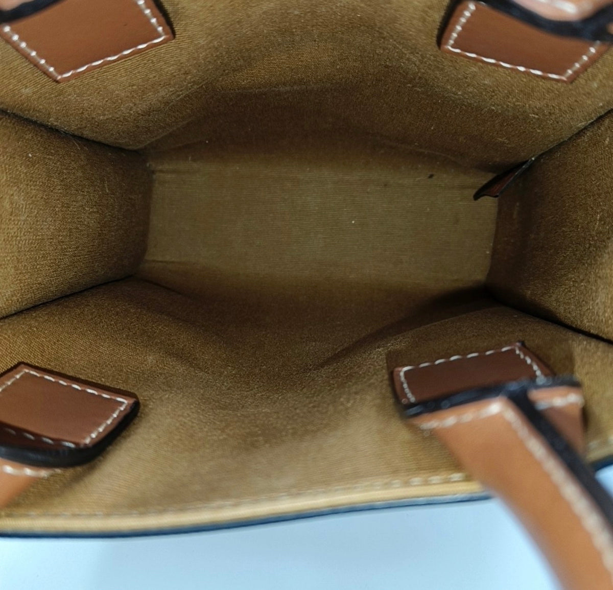 Celine - Vertical Cabas - Leather - Brown - (Small)
