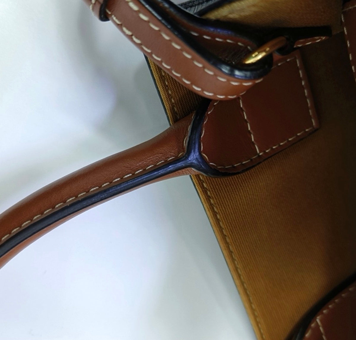 Celine - Vertical Cabas - Leather - Brown - (Small)