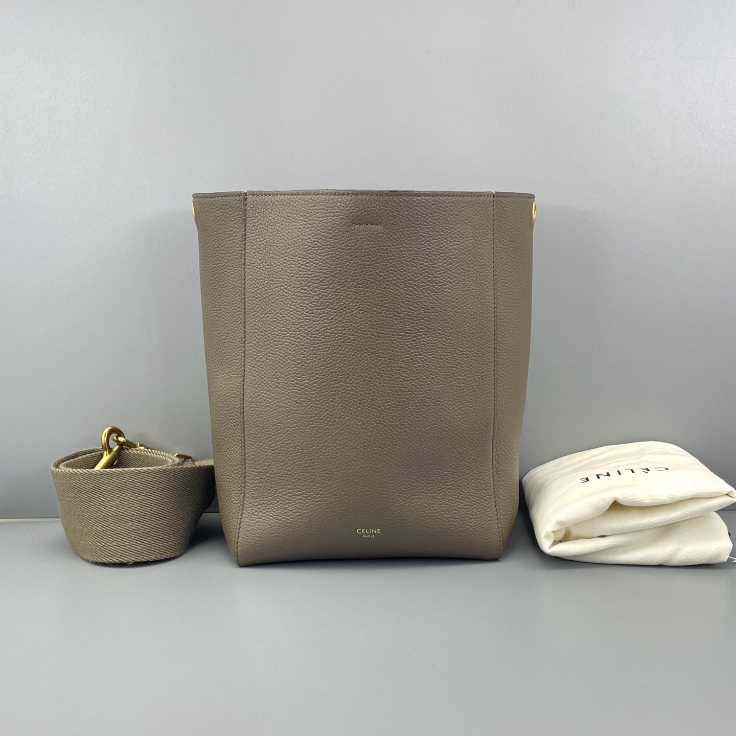 Celine - Vertical Cabas - Leather - Grey - (Small)