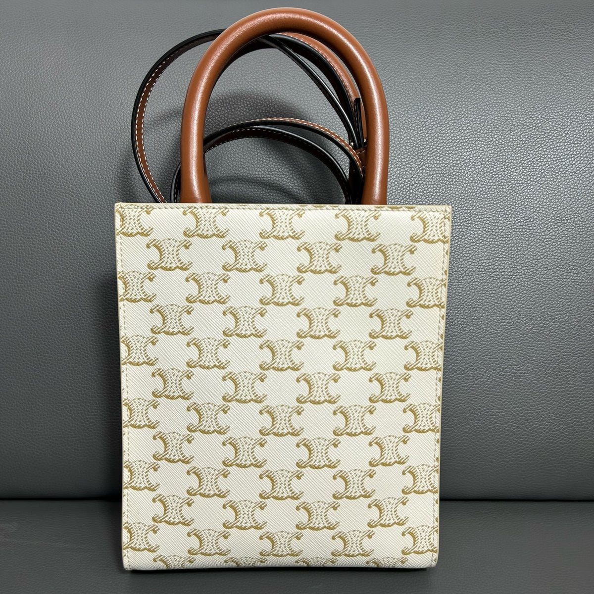 Celine - Vertical Cabas Mini in Triomphe Canvas - Cloth - Beige - (mini)