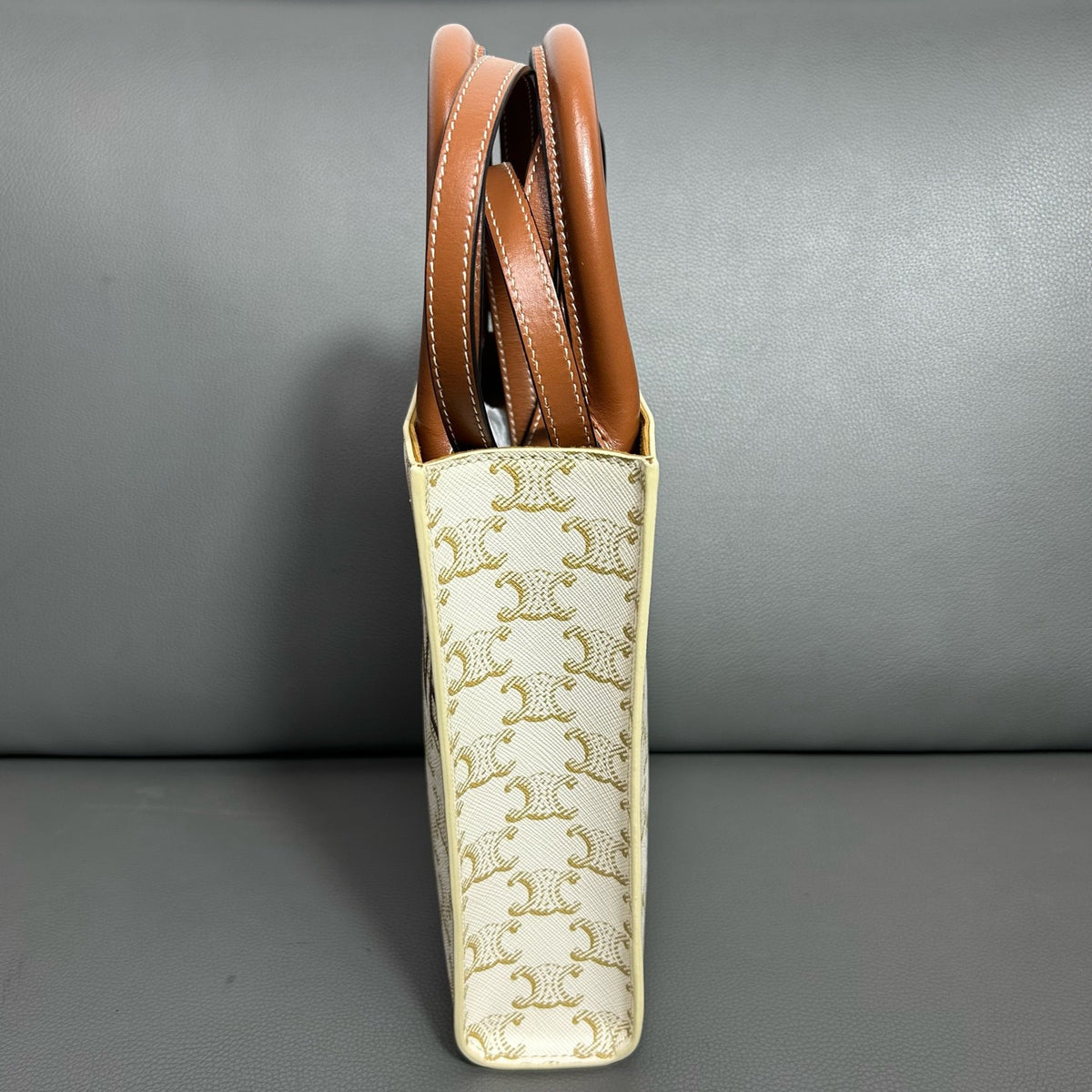 Celine - Vertical Cabas Mini in Triomphe Canvas - Cloth - Beige - (mini)