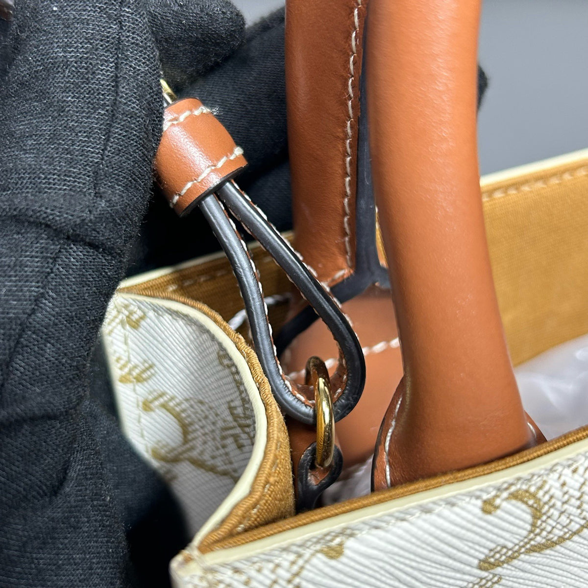 Celine - Vertical Cabas Mini in Triomphe Canvas - Cloth - Beige - (mini)
