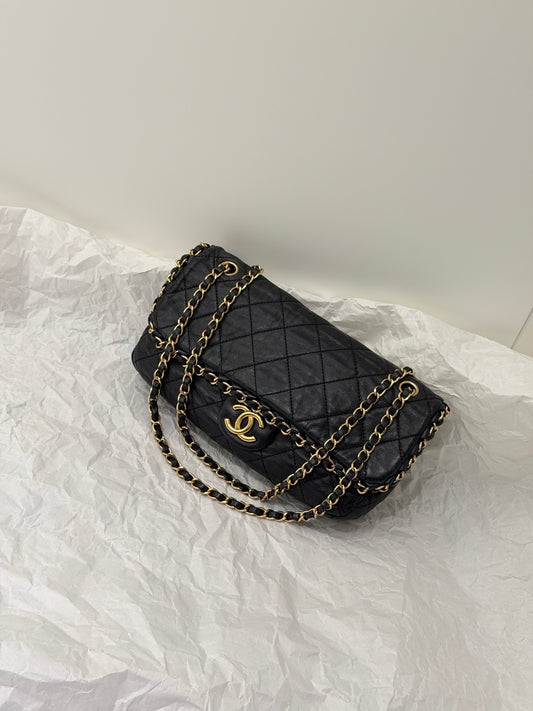 Chanel - 17 Bag - Leather - Black - (medium)