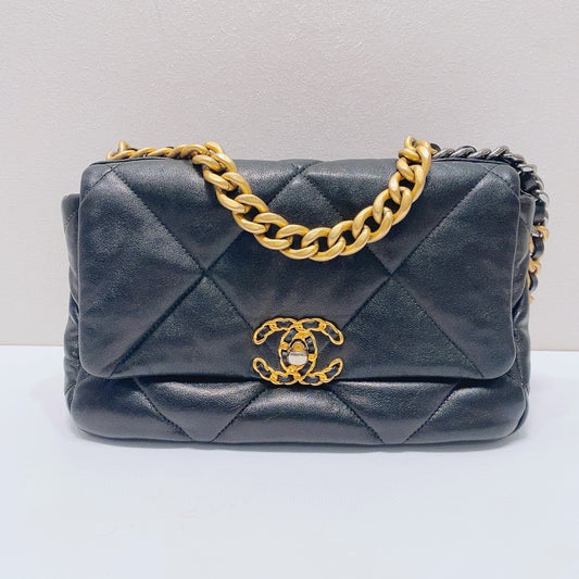 Chanel - 19 bag - Leather - Black - (Small)