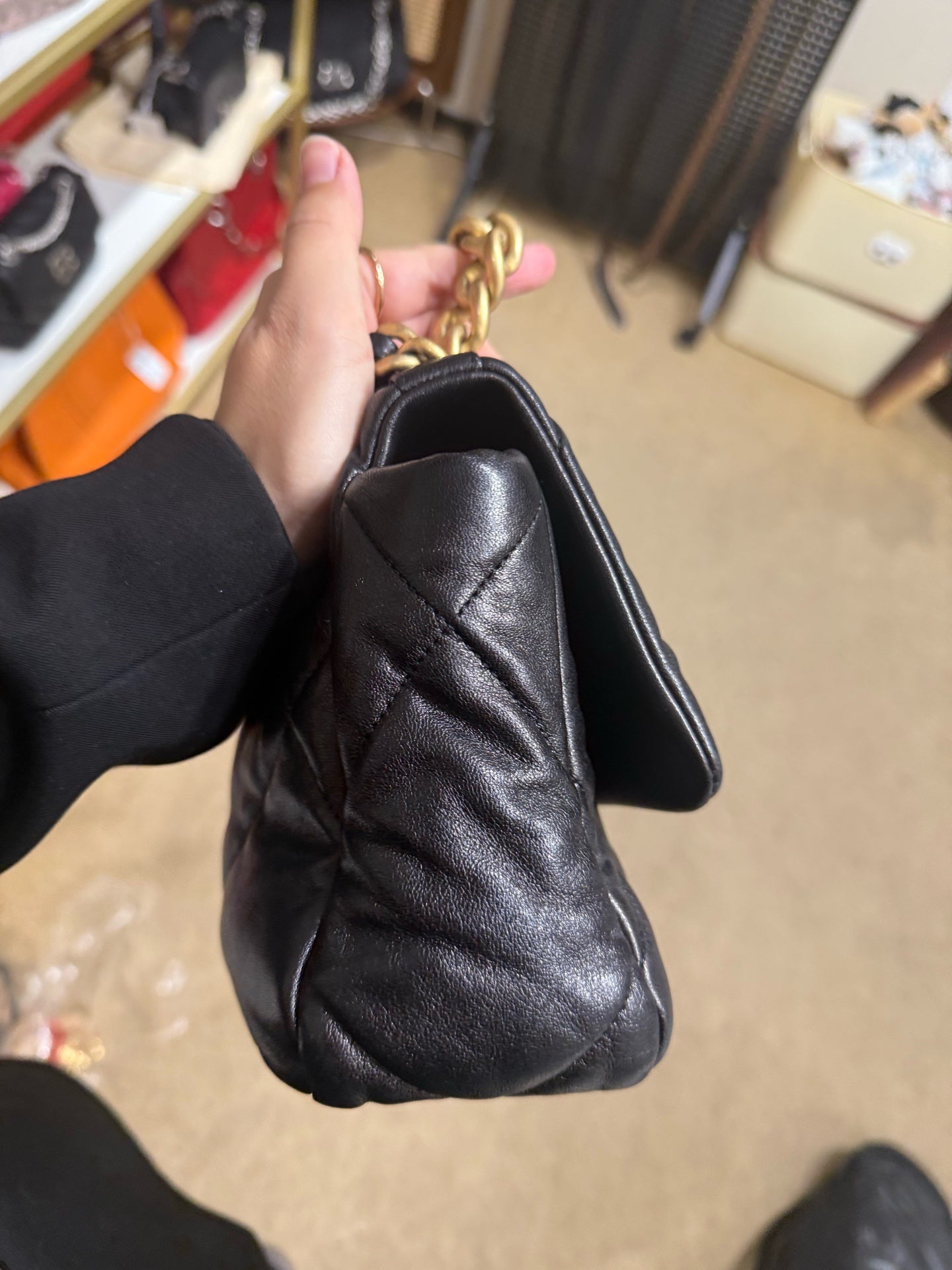 Chanel - 19 bag - Leather - Black - (Small)