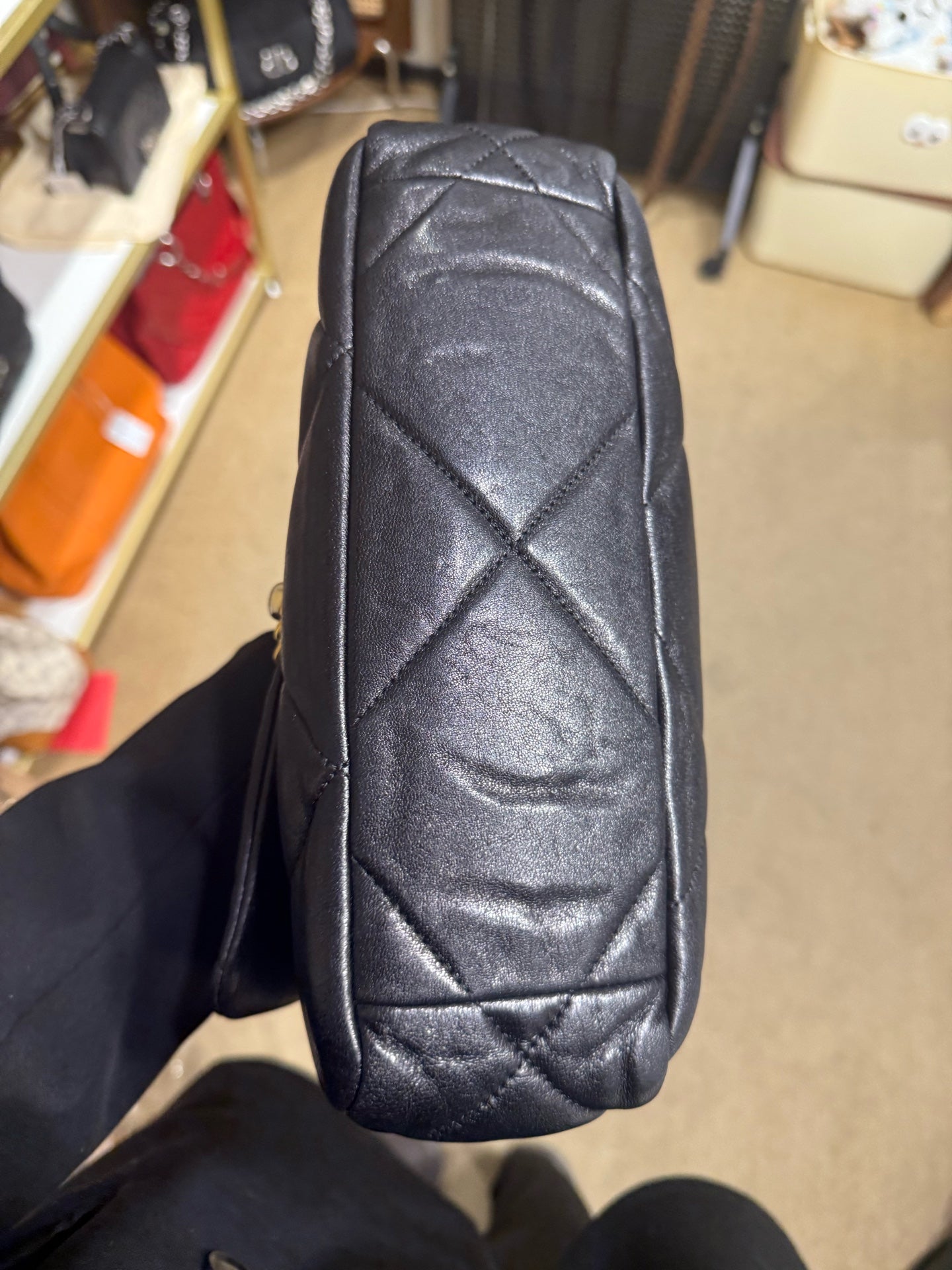Chanel - 19 bag - Leather - Black - (Small)