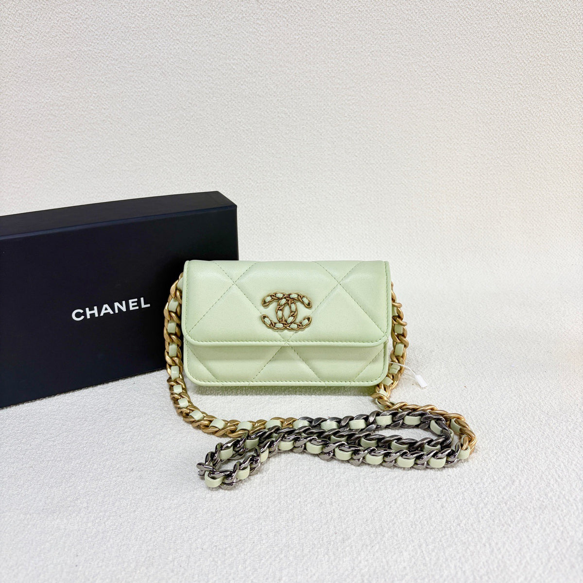 Chanel - 19 bag mini - Leather - Green - (mini)
