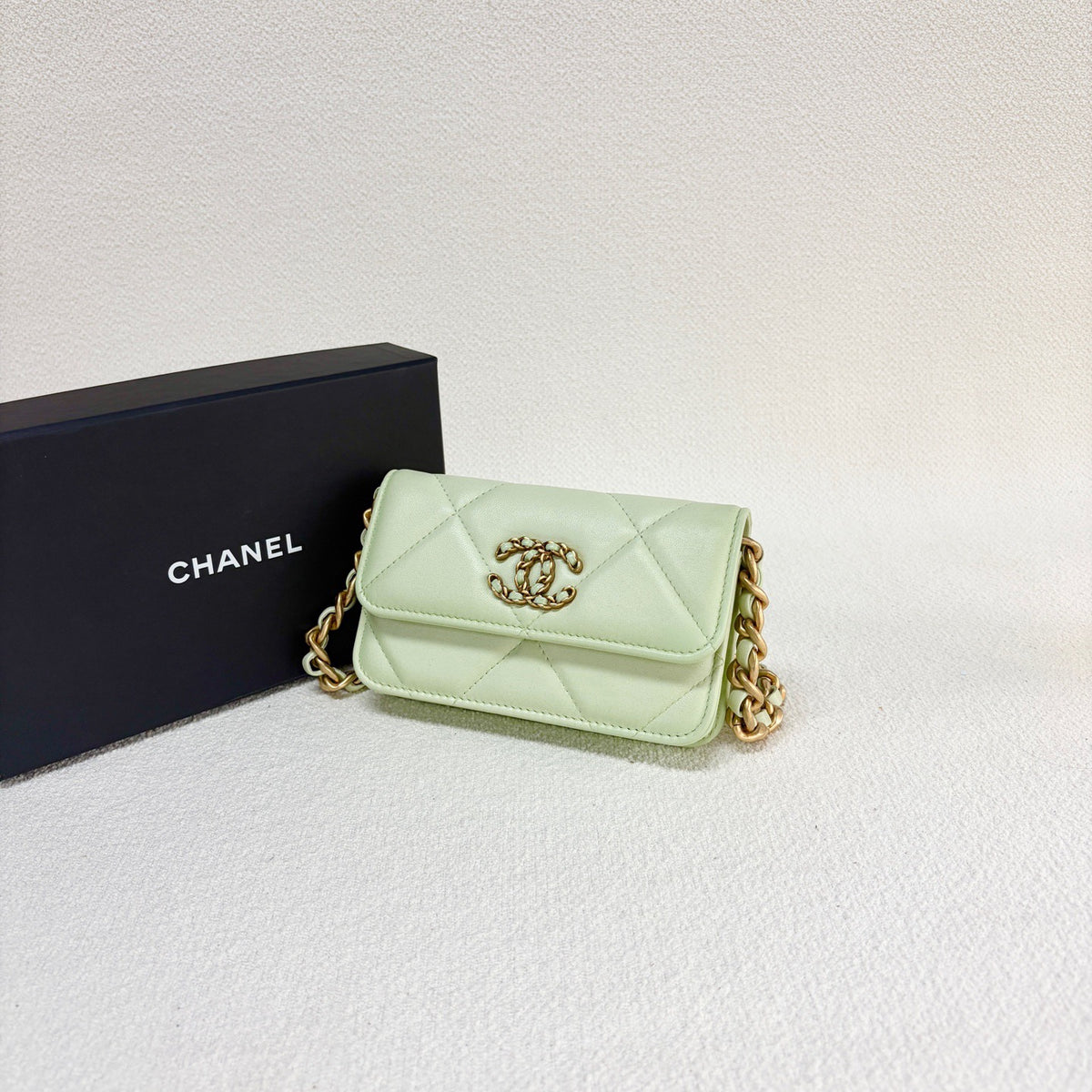 Chanel - 19 bag mini - Leather - Green - (mini)