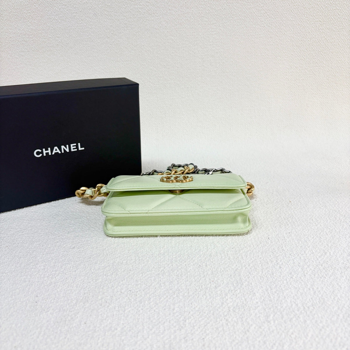 Chanel - 19 bag mini - Leather - Green - (mini)