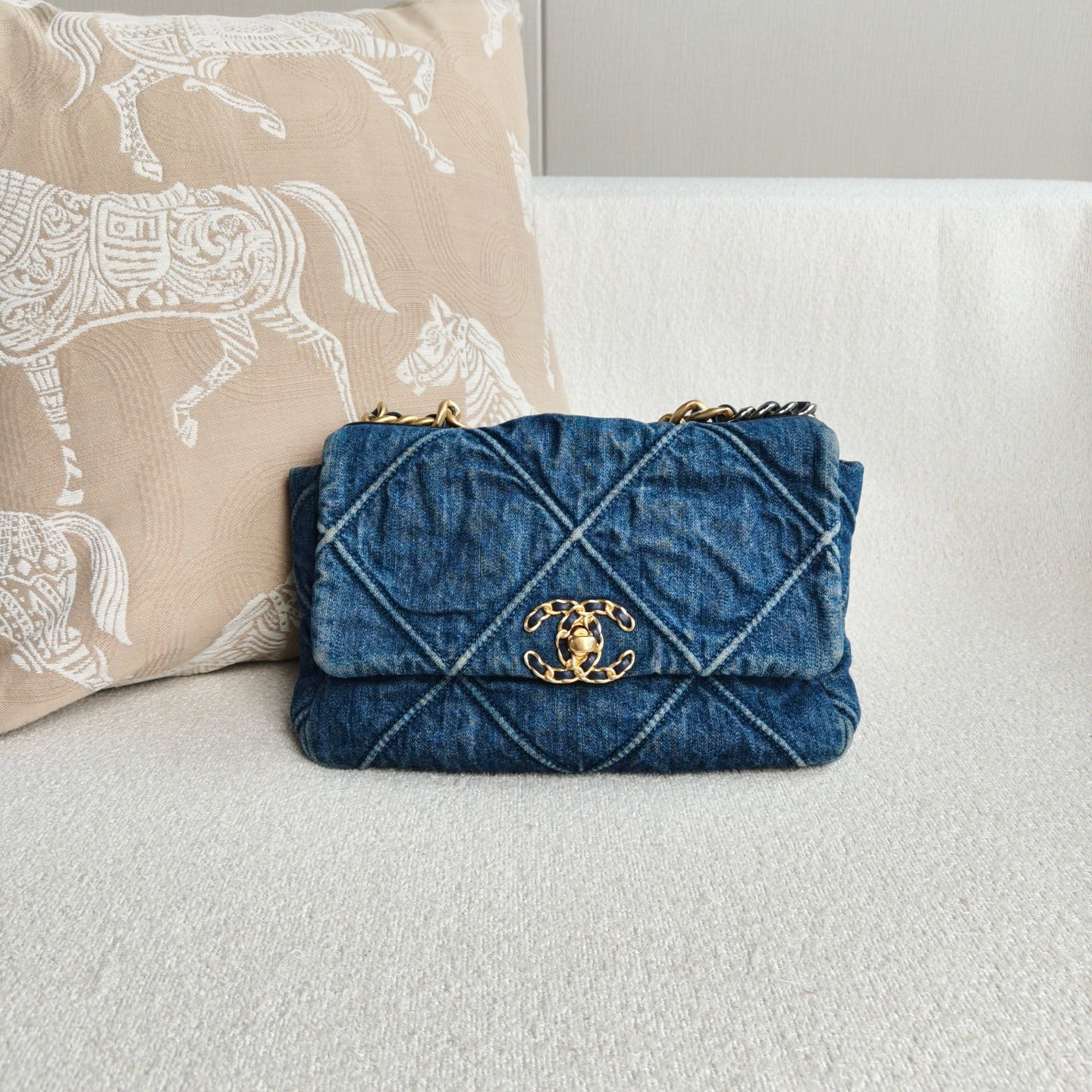 Chanel - 19 Bag Small - Denim - Jeans - Blue - (small)