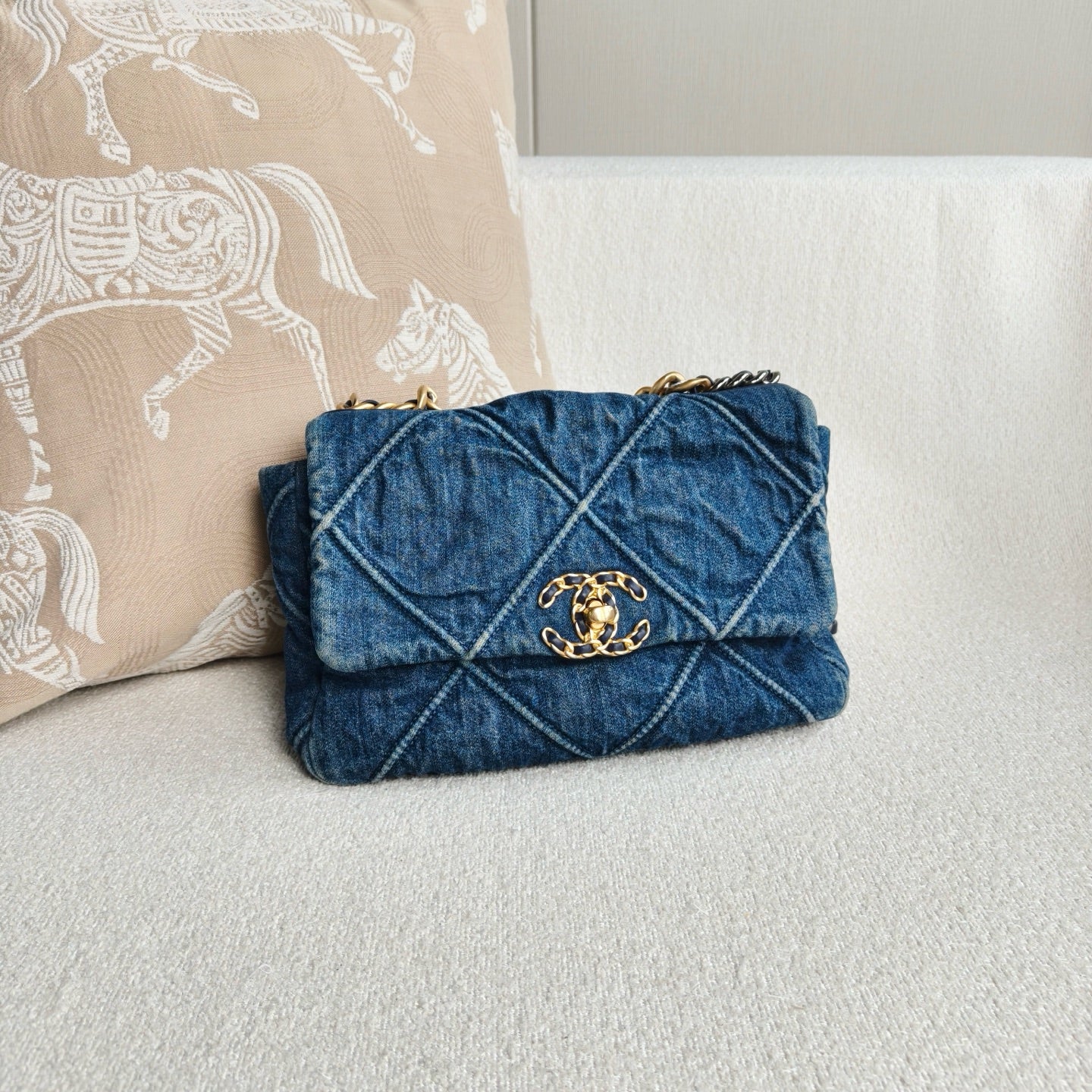 Chanel - 19 Bag Small - Denim - Jeans - Blue - (small)