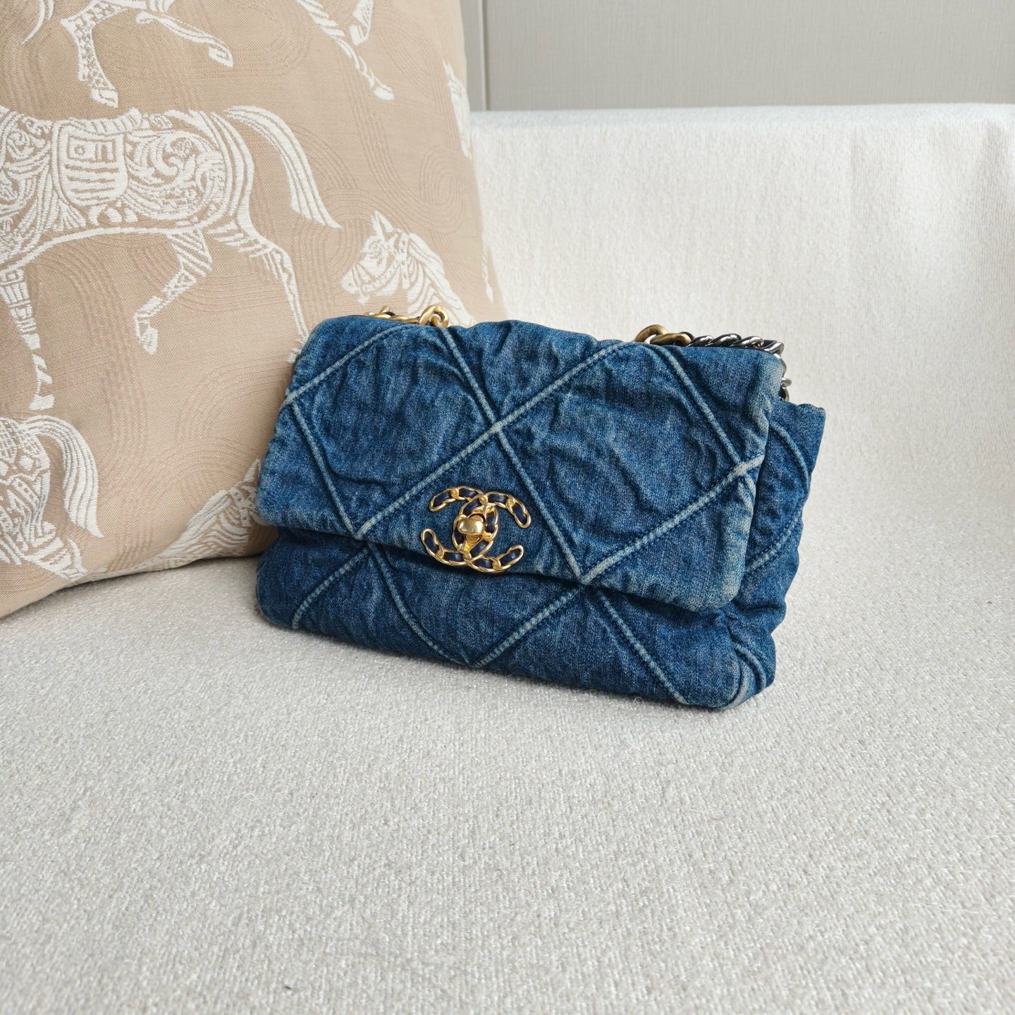 Chanel - 19 Bag Small - Denim - Jeans - Blue - (small)