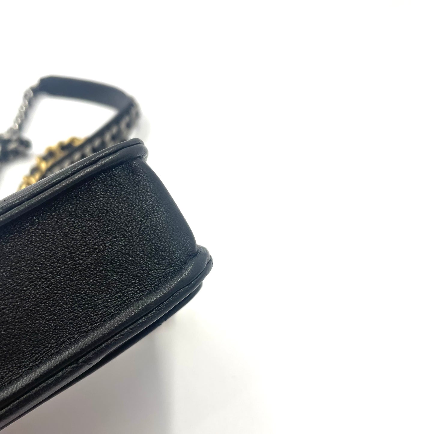 Chanel - 19 Bag WOC - Leather - Black