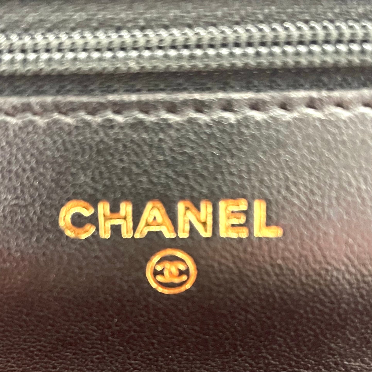 Chanel - 19 Bag WOC - Leather - Black