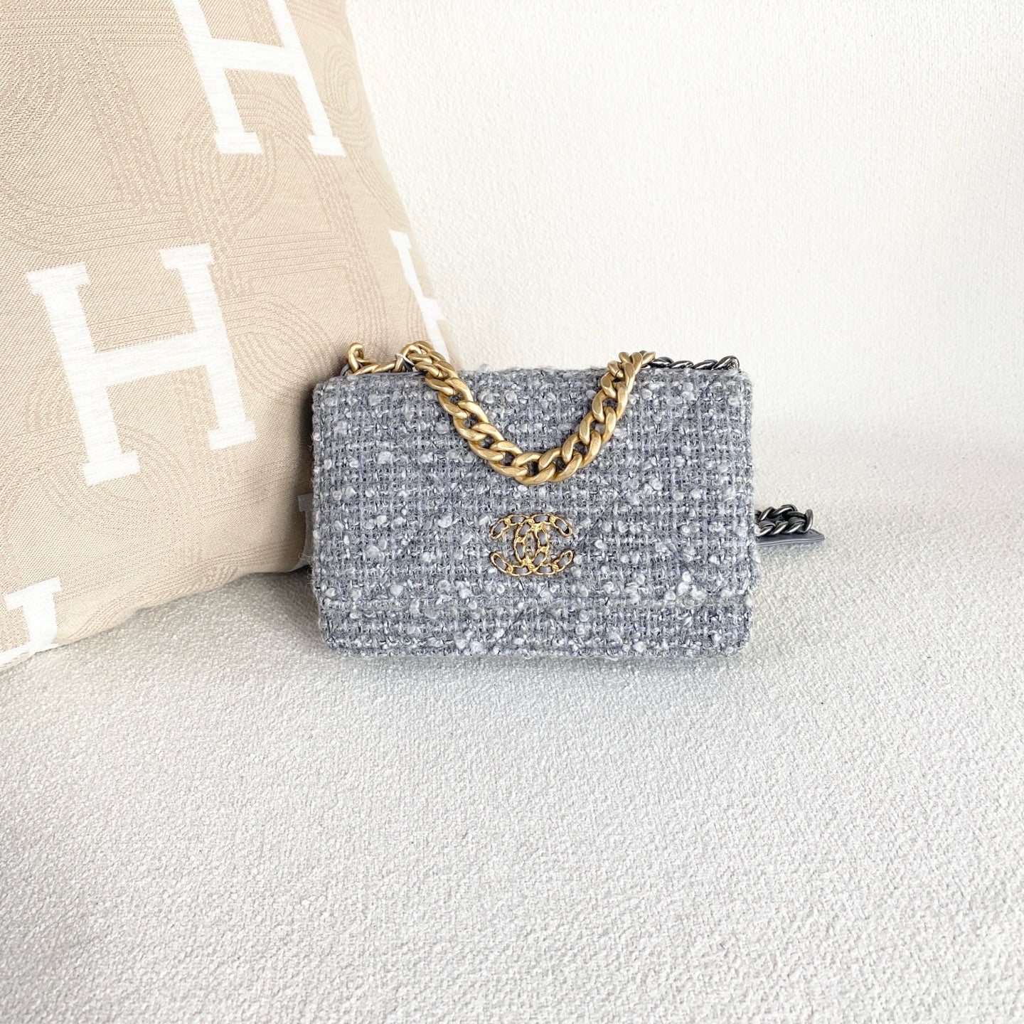 Chanel - 19 Bag WOC - Cloth - Grey - (Mini)