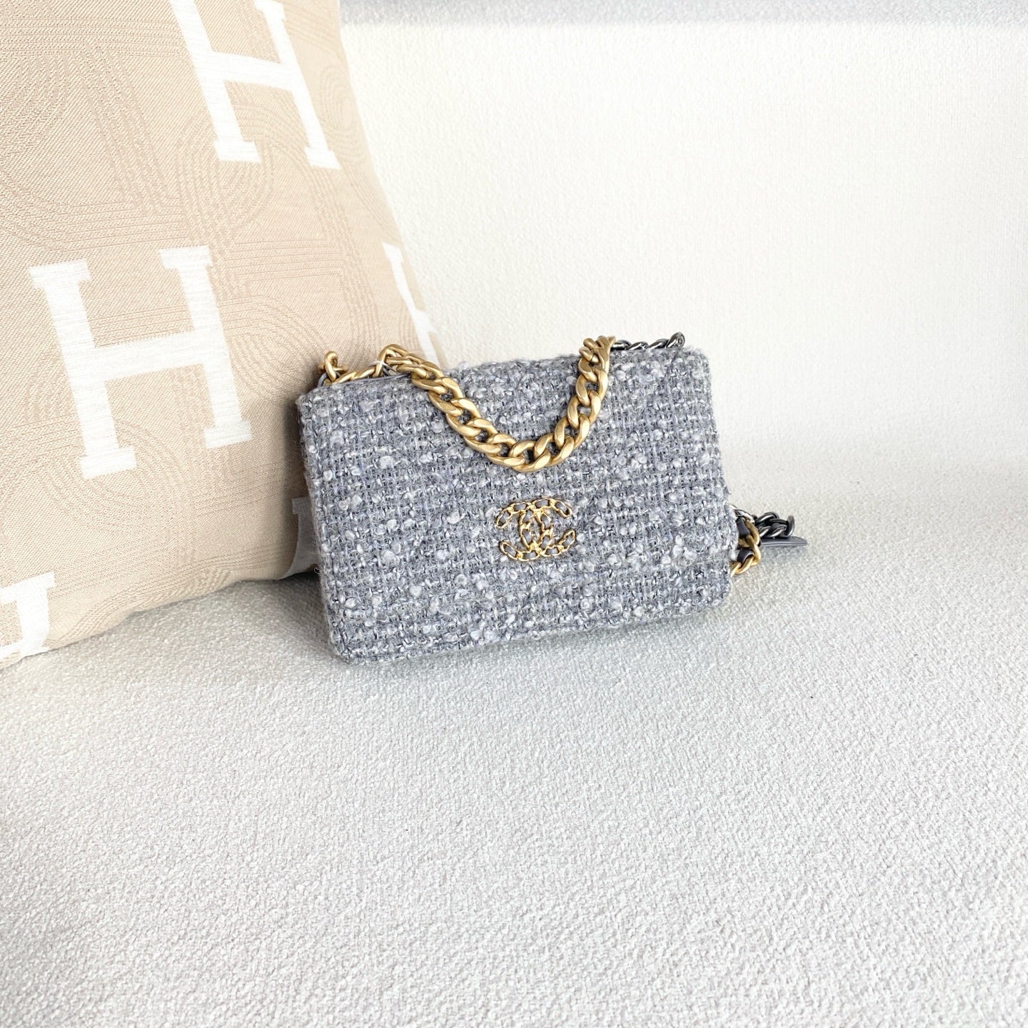 Chanel - 19 Bag WOC - Cloth - Grey - (Mini)