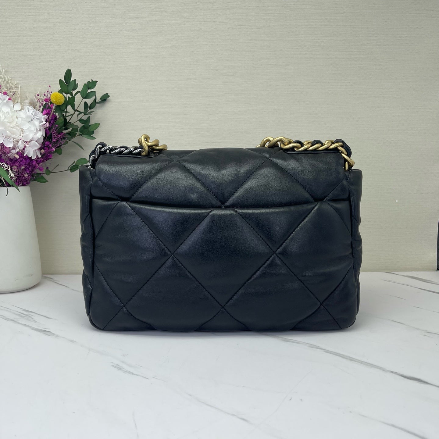 Chanel - 19 - Leather - Black - (large)
