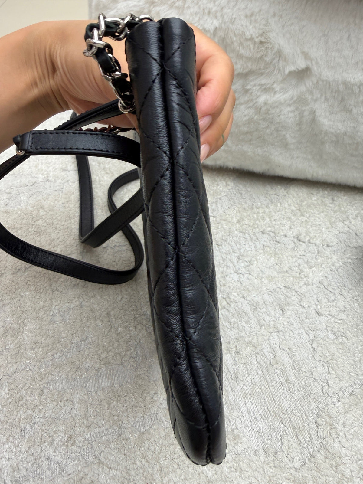 Chanel - 19 - Leather - Black - (mini)