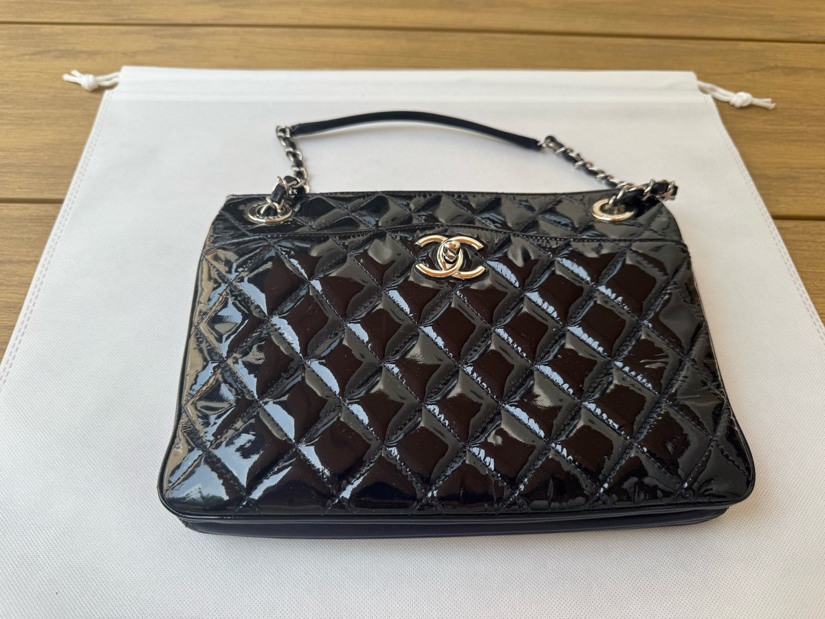 Chanel - 19 - Patent leather - Navy - (medium)