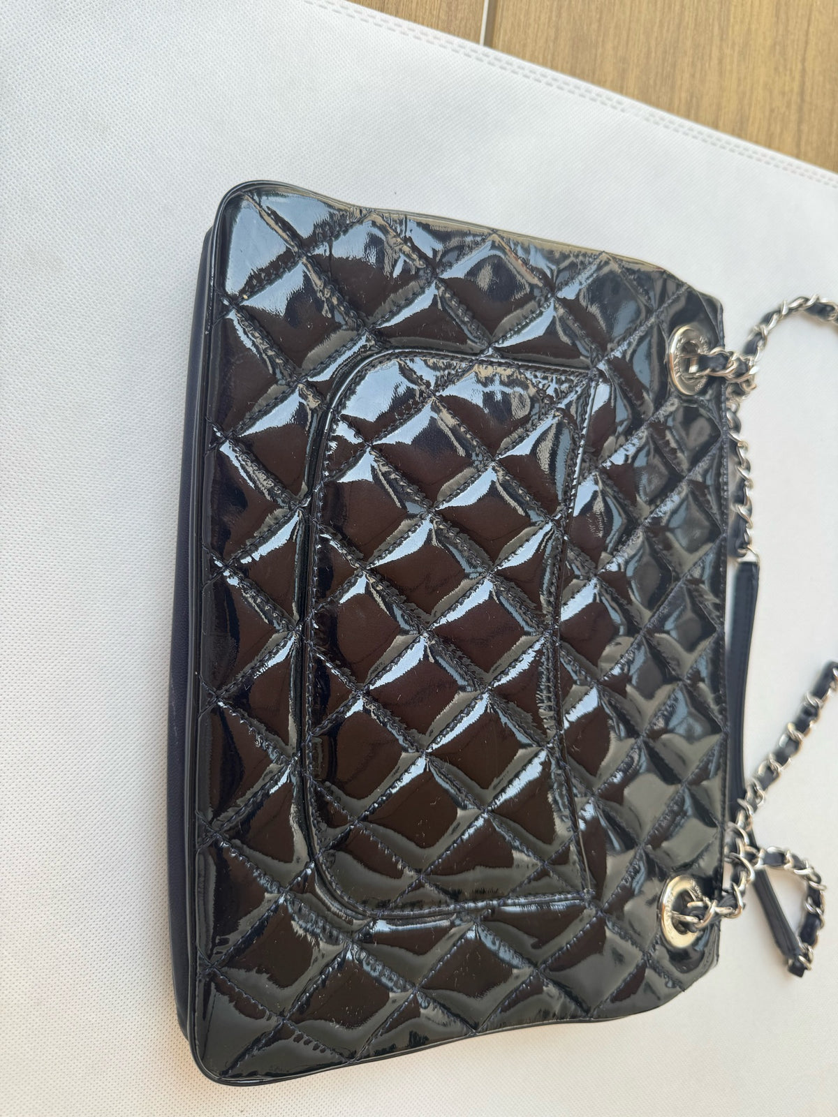 Chanel - 19 - Patent leather - Navy - (medium)