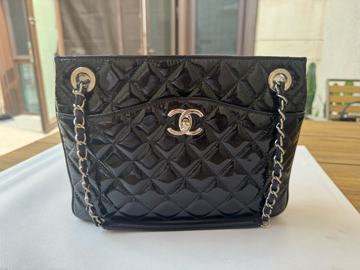 Chanel - 19 - Patent leather - Navy - (medium)