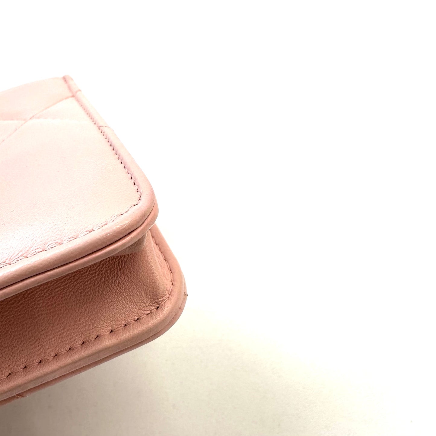 Chanel - 19 WOC - Leather - Pink