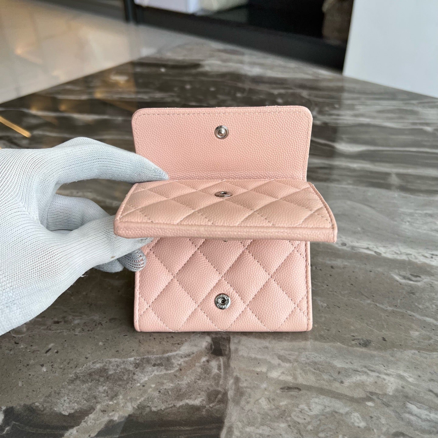 Chanel - 19bag - Leather - Pink - (mini)