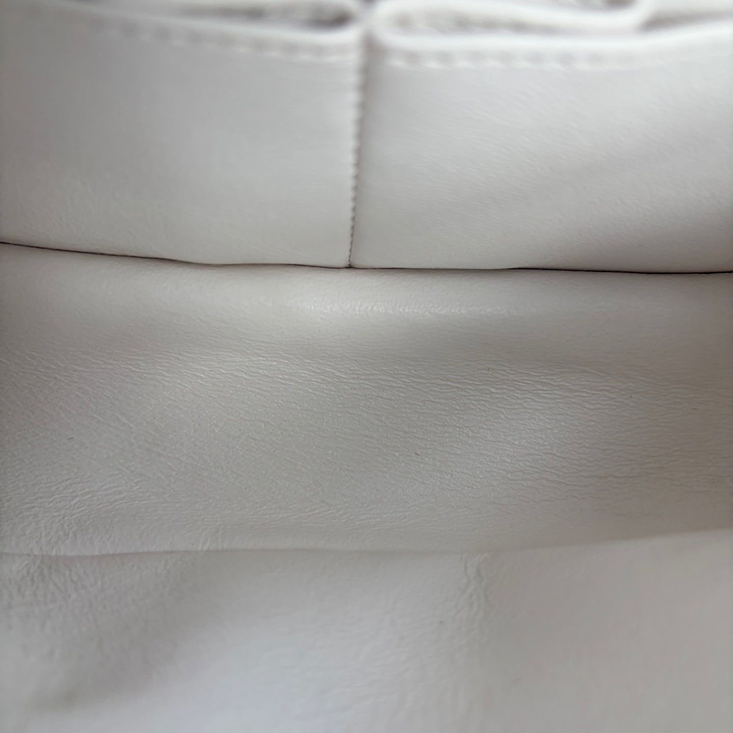 Chanel - 2.55 - Cloth - White - (small)