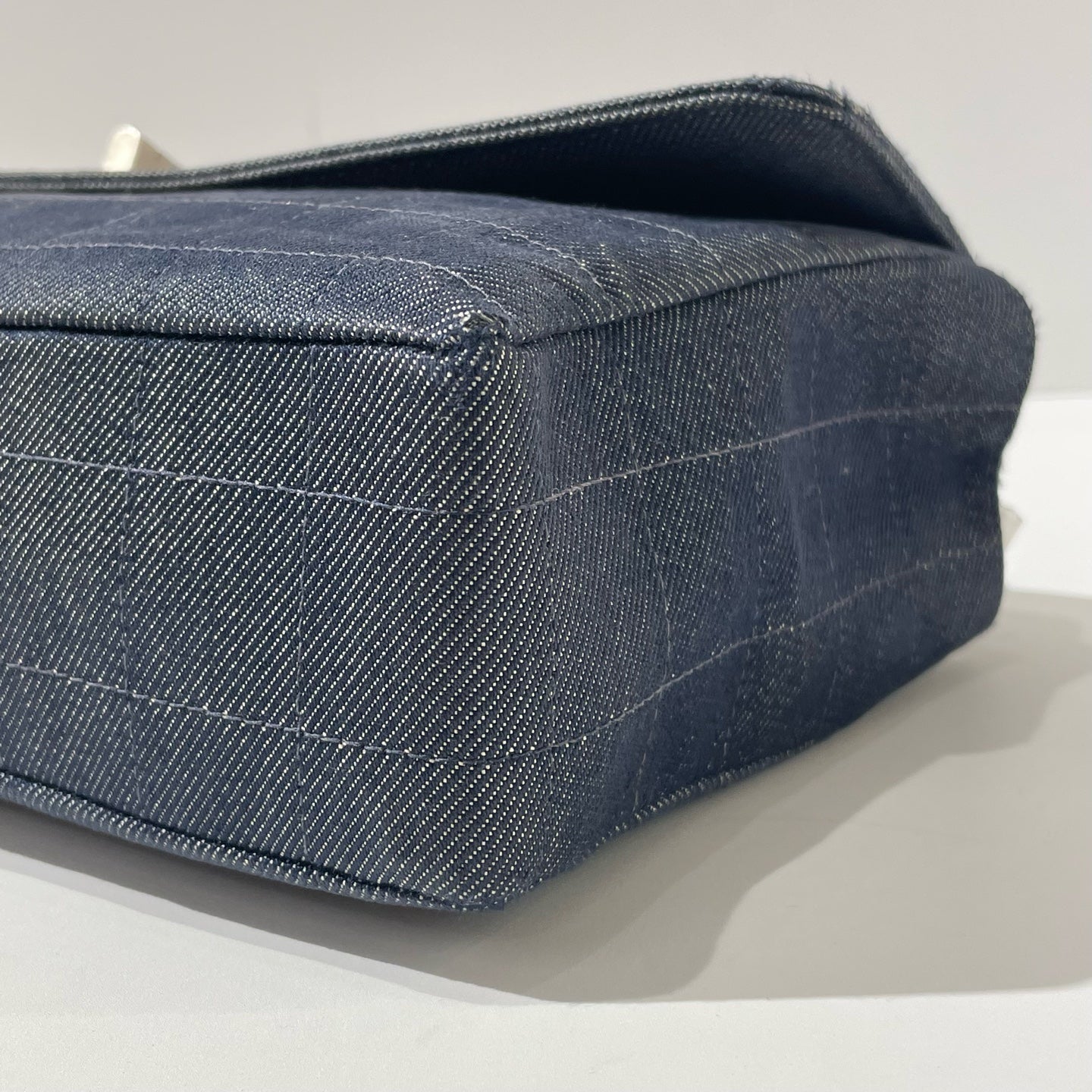 Chanel - 2.55 - Denim - Deep Blue - (medium)