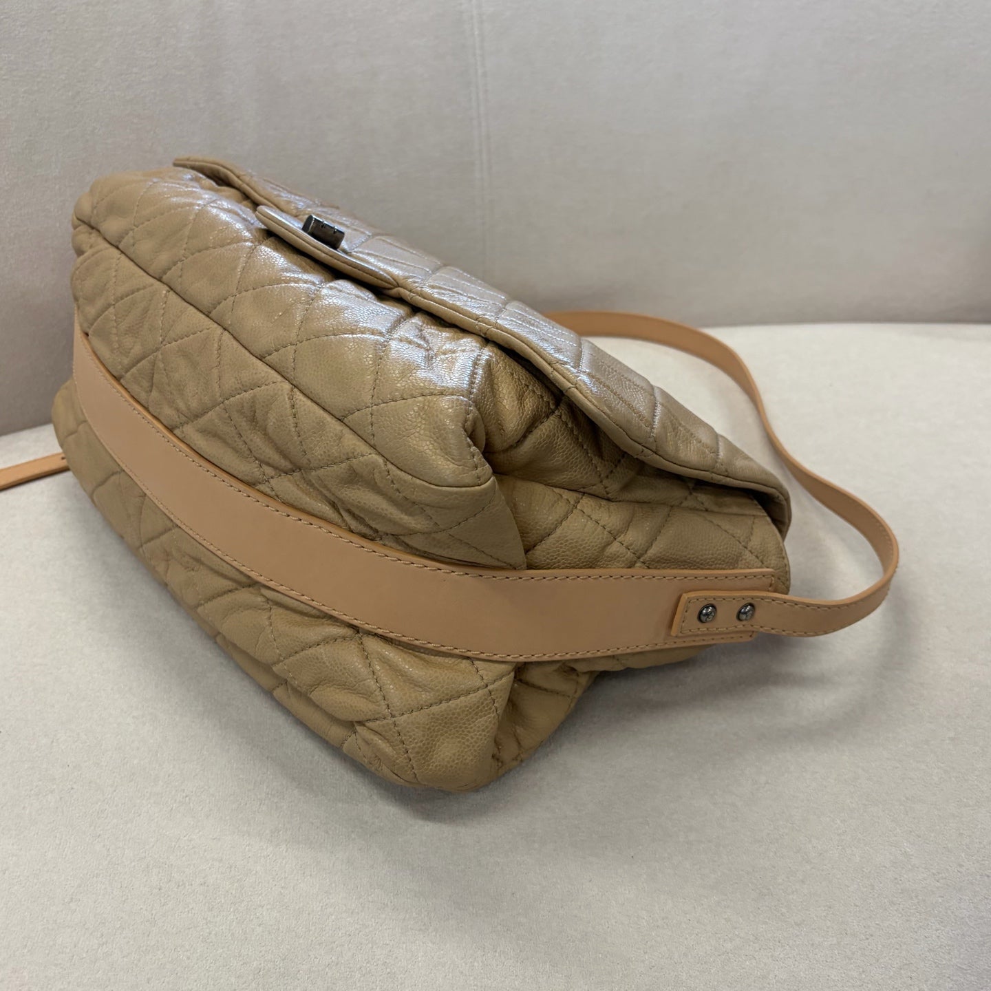 Chanel - 2.55 - Leather - Beige - (large)