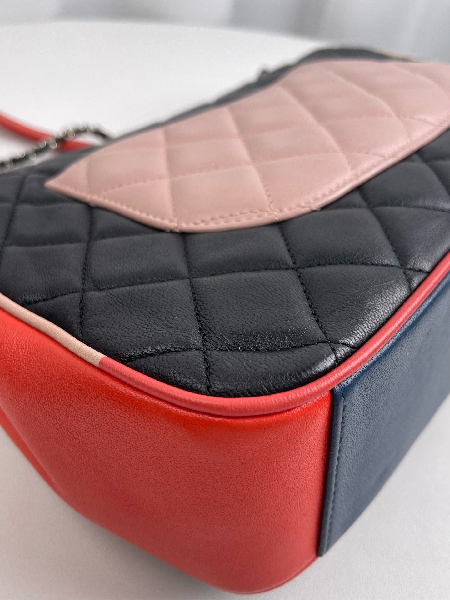 Chanel - 2.55 - Leather - Black - (Medium)