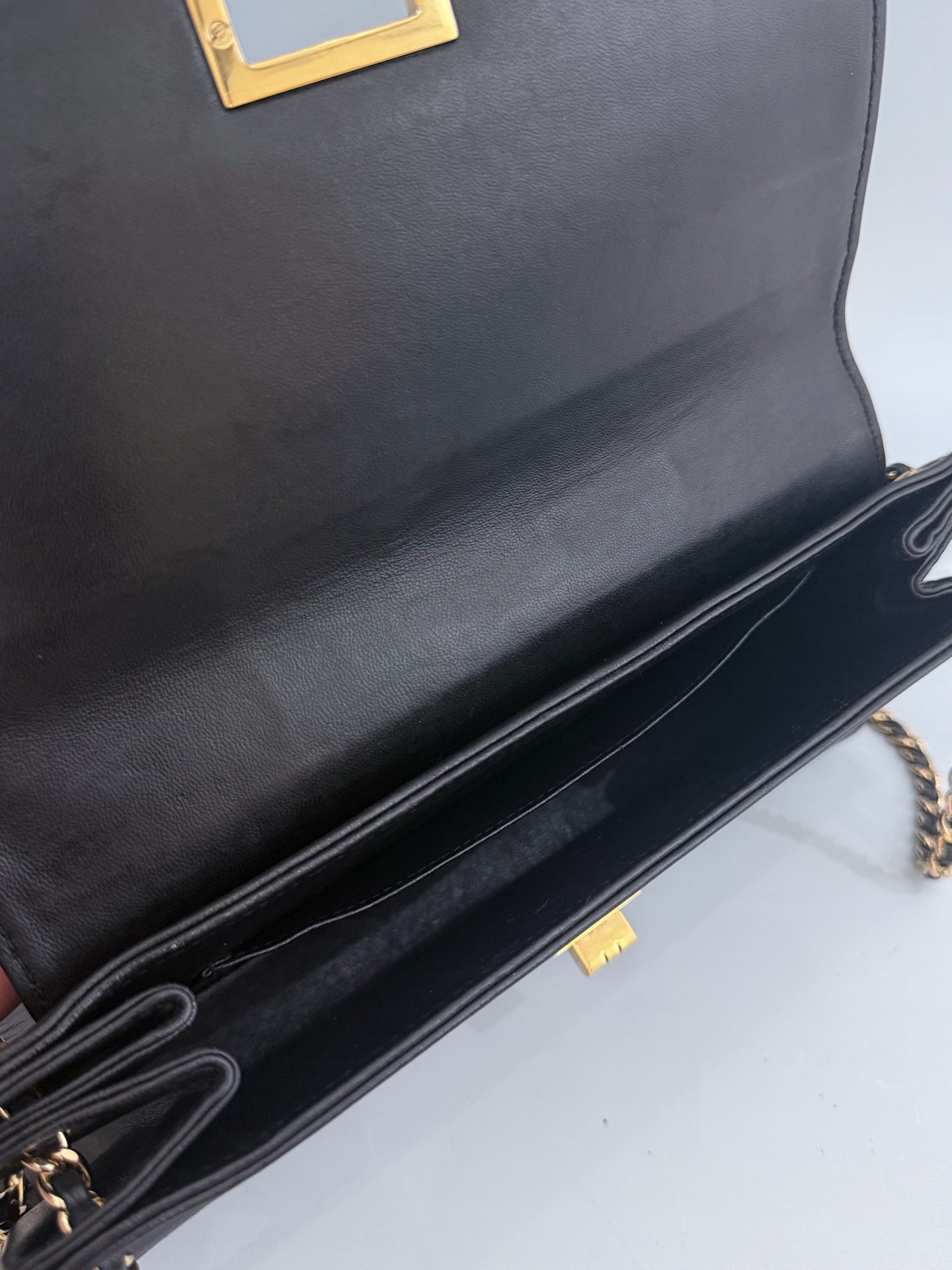 Chanel - 2.55 - Leather - Black - (medium)