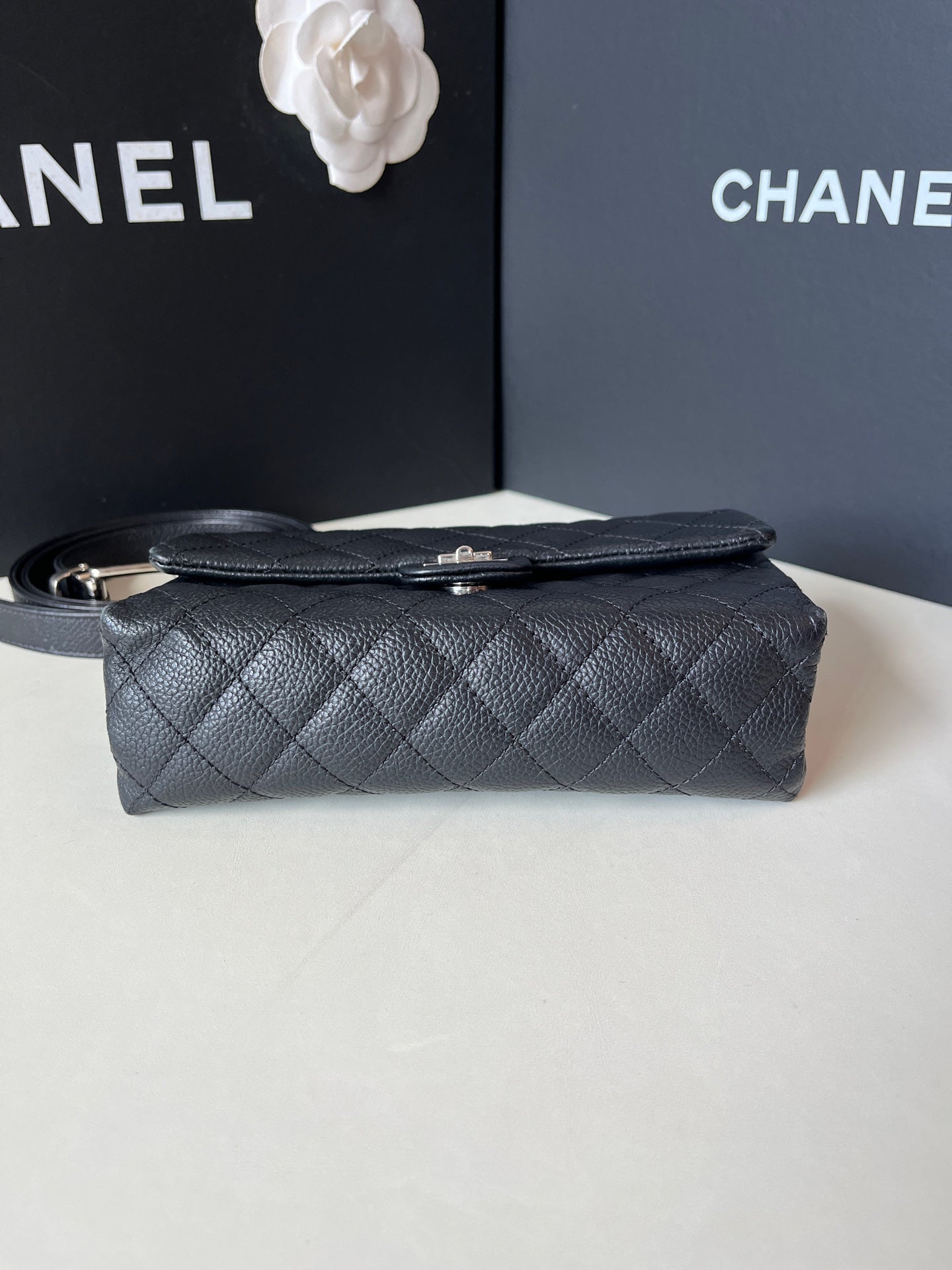 Chanel - 2.55 - Leather - Black - (small)
