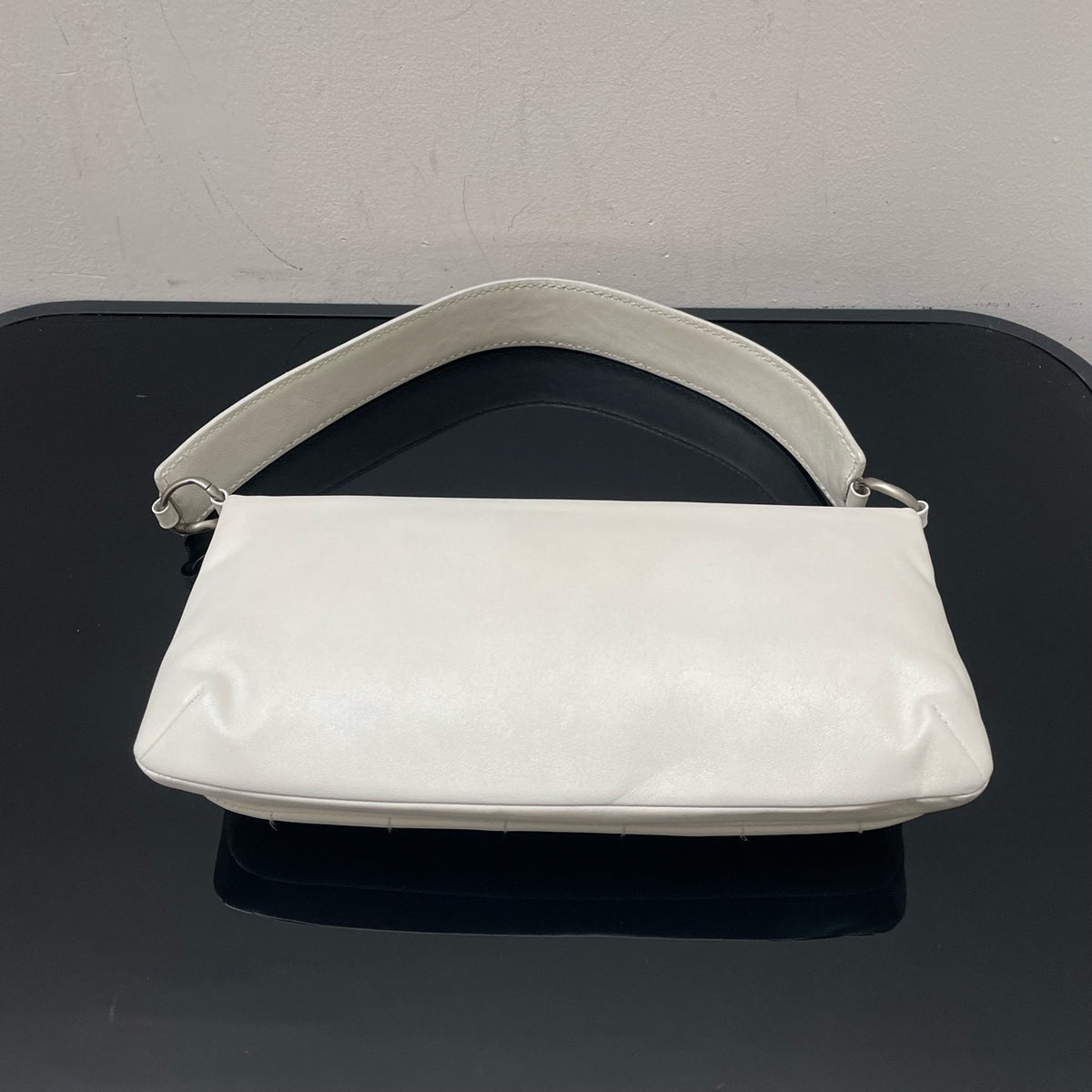 Chanel - 2.55 - Leather - White