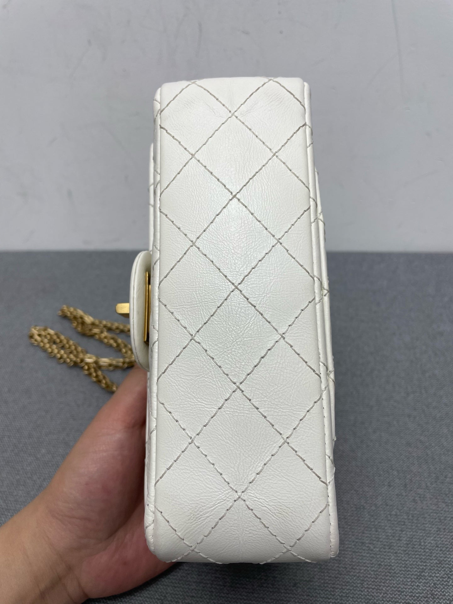 Chanel - 2.55 - Leather - White - (mini)