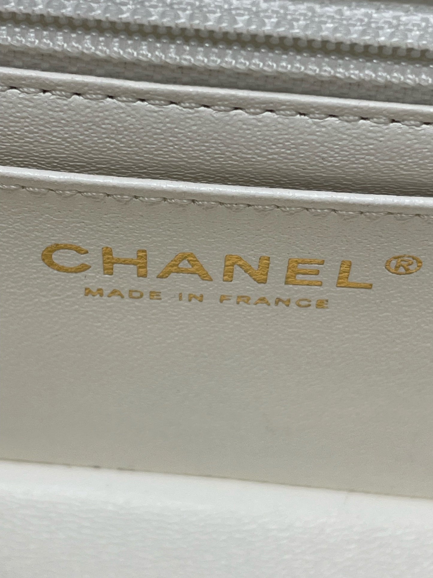 Chanel - 2.55 - Leather - White - (mini)