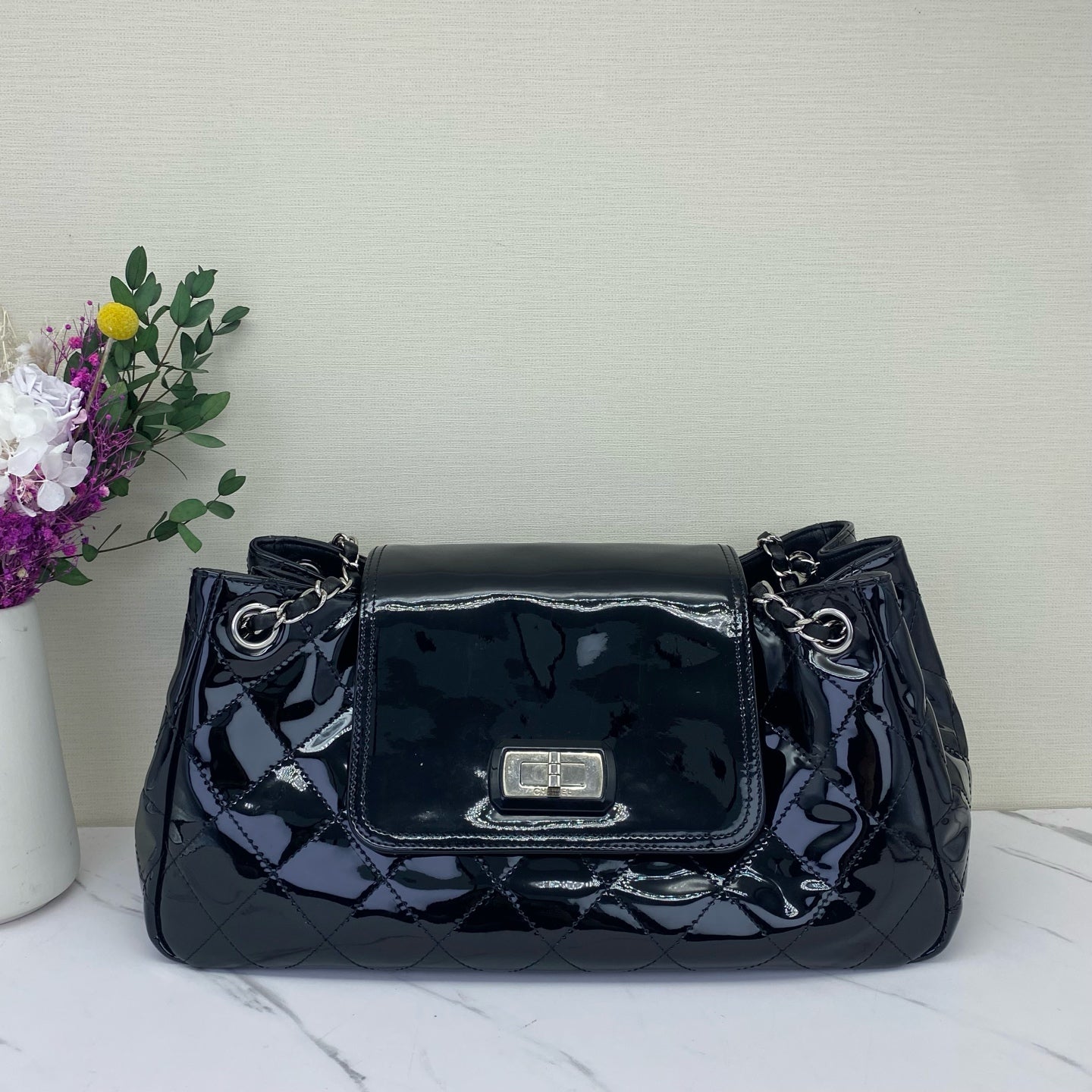 Chanel - 2.55 - Patent leather - Black - (medium)