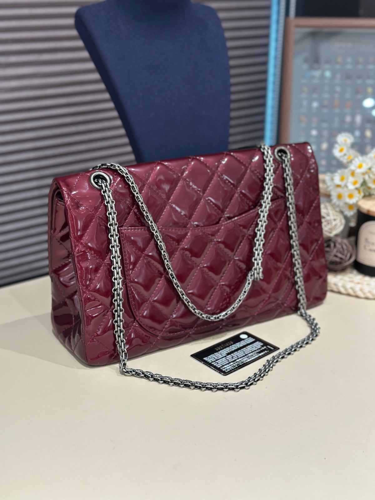 Chanel - 2.55 - Patent leather - Burgundy - (large)