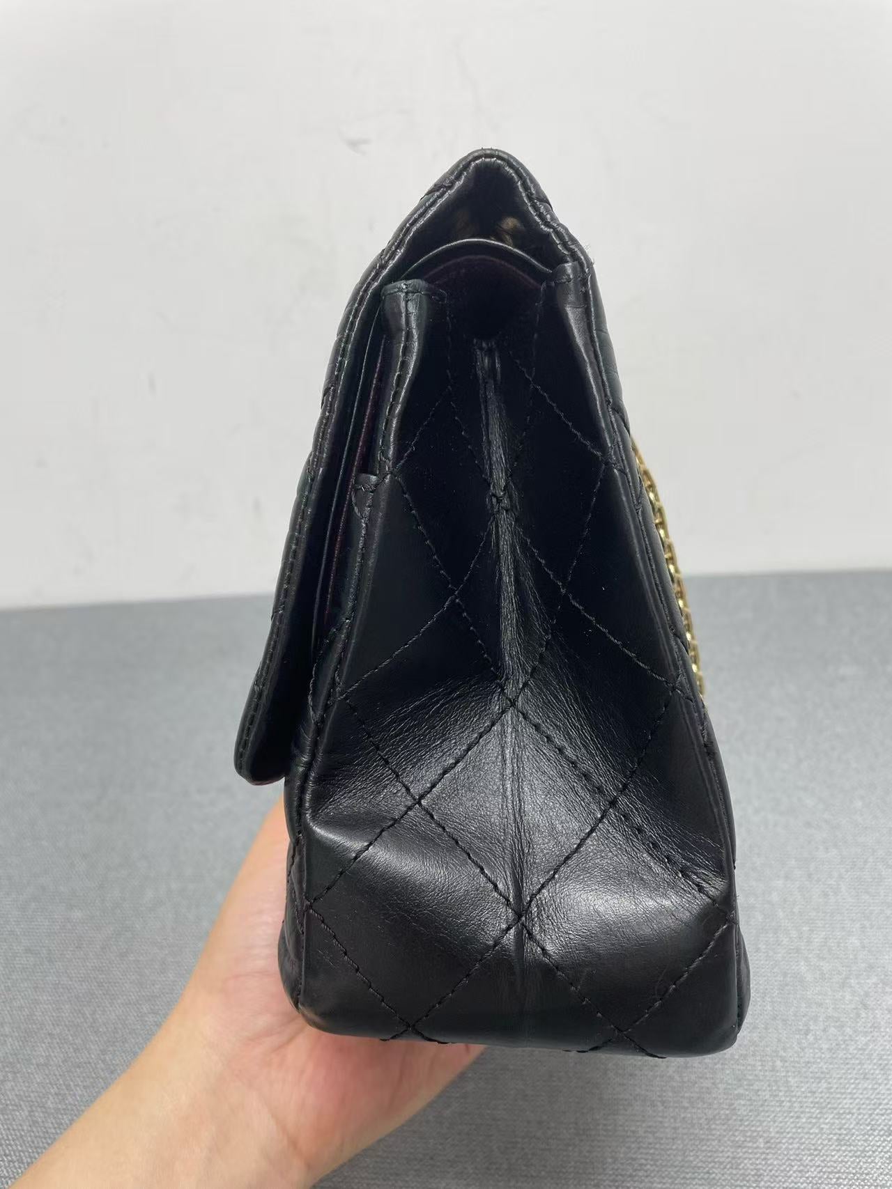 Chanel - 2.55 Reissue Flap Bag - Aged calfskin leather - Black - (Medium)