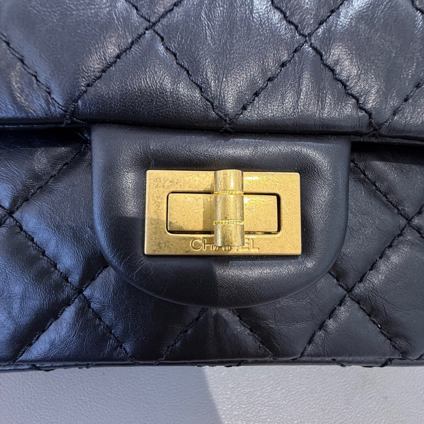 Chanel - 2.55 Reissue Flap Bag - Aged calfskin leather - Black - (small)