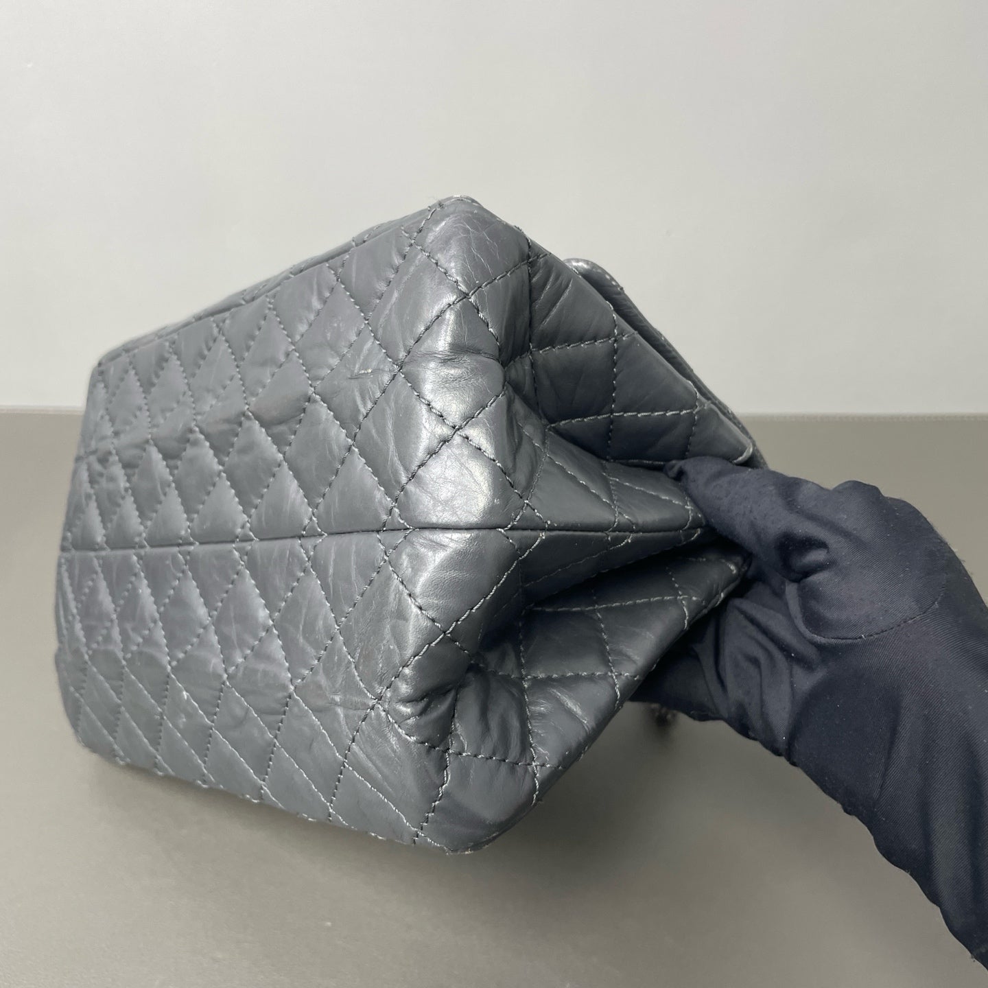 Chanel - 2.55 Reissue - Leather - Grey - (small)