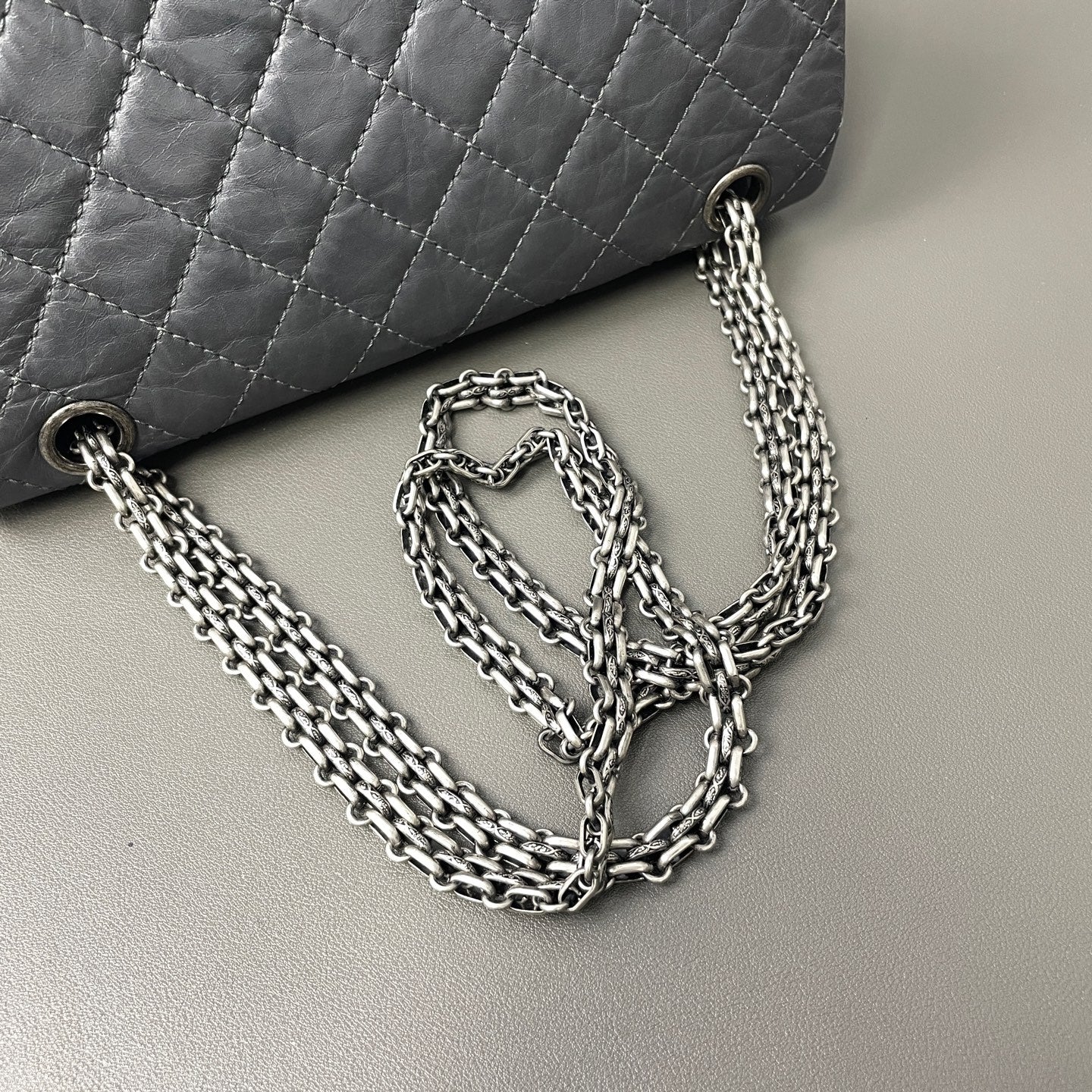 Chanel - 2.55 Reissue - Leather - Grey - (small)