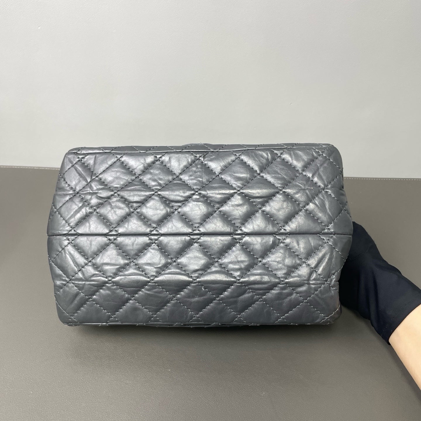Chanel - 2.55 Reissue - Leather - Grey - (small)