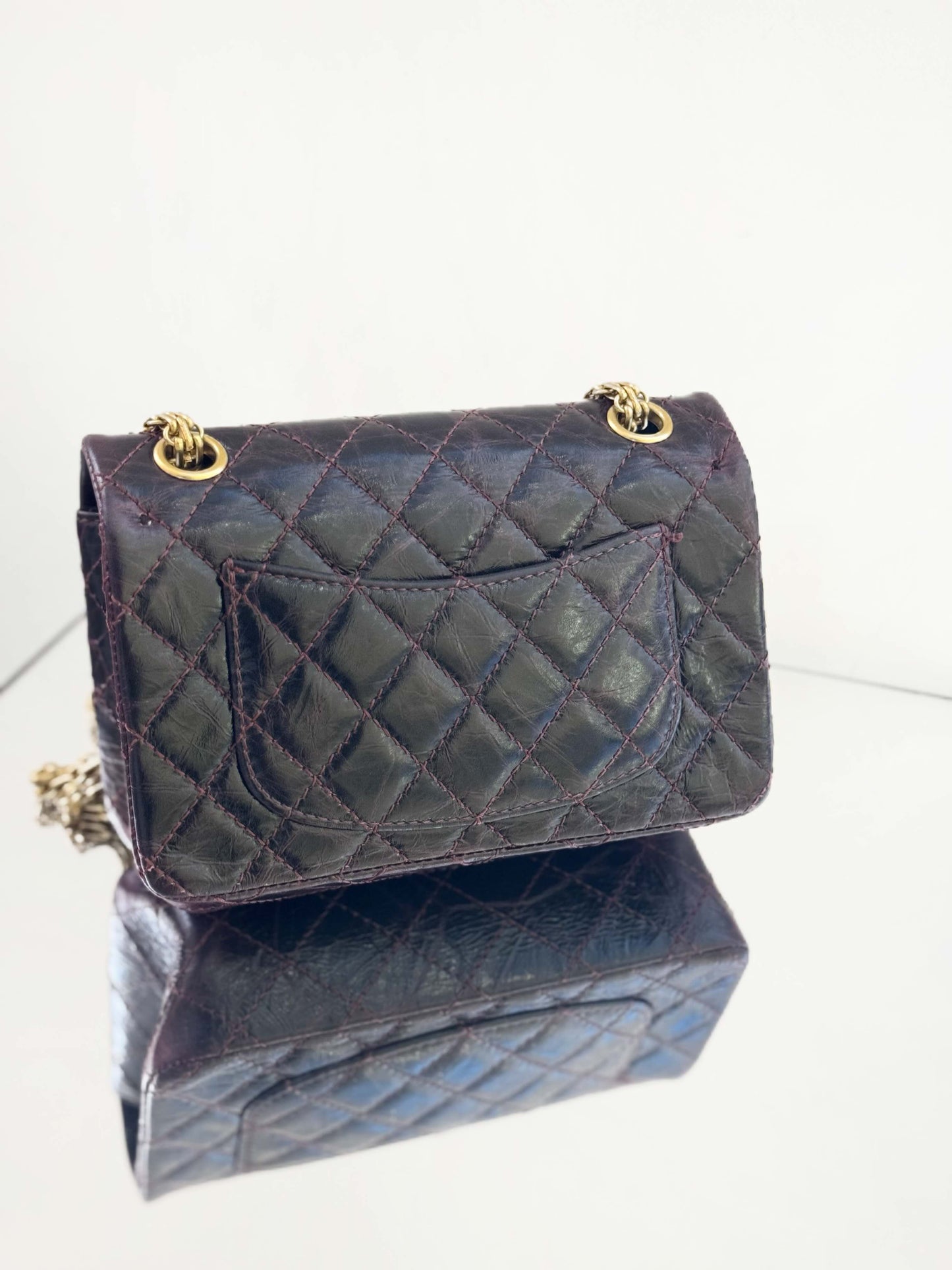 Chanel - 2.55 Reissue Mini - Crinkled calfskin leather - Burgundy with Gold-Tone Hardware - (mini)