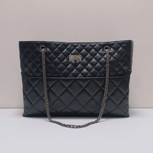 Chanel - 2.55 Reissue Quilted Tote Bag - Aged calfskin leather - Black - (Large)