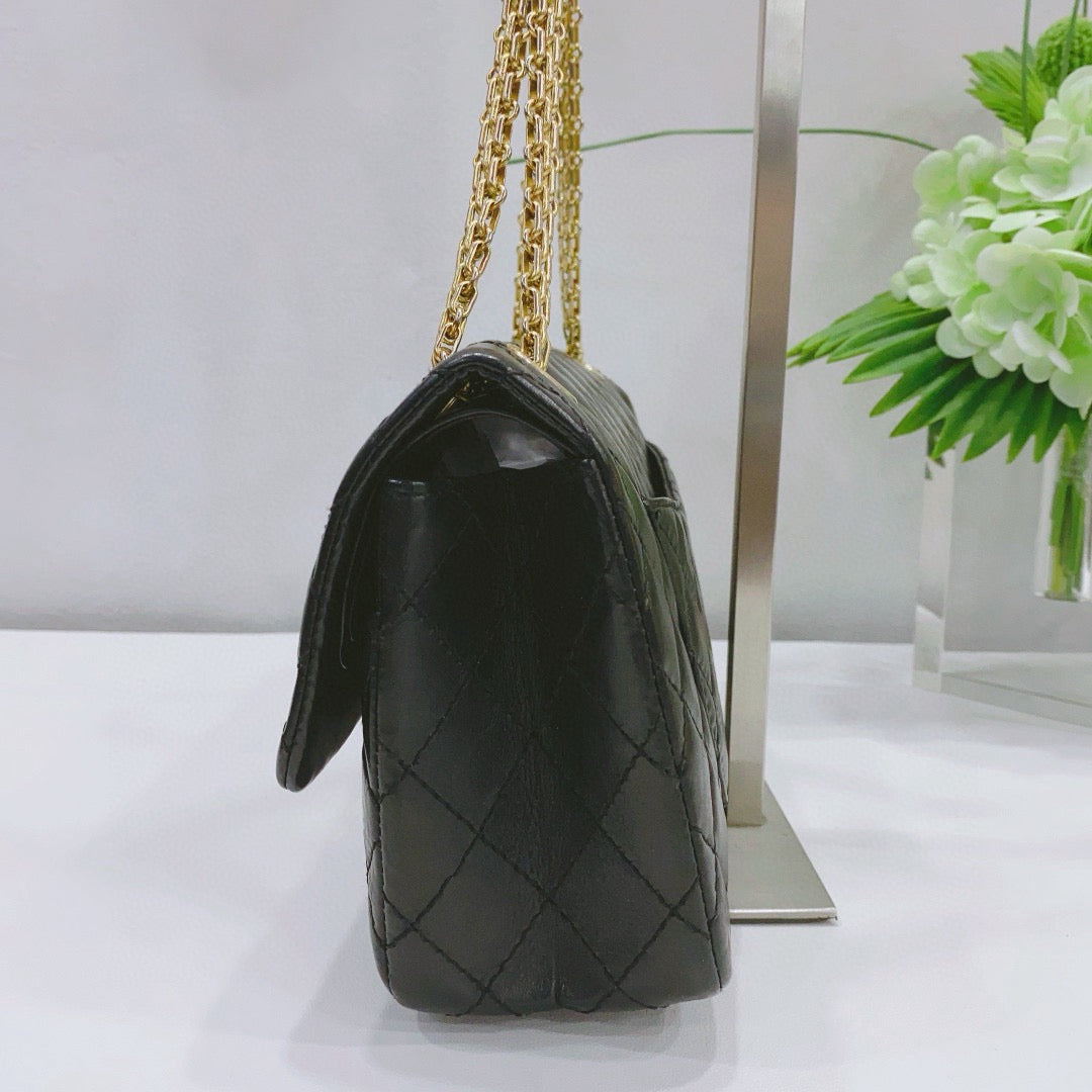 Chanel - 2.55 Reissue Small Flap Bag - Aged calfskin leather - Black with Gold-Tone Hardware - (small)