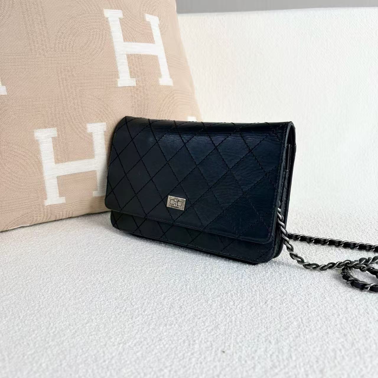 Chanel - 2.55 Wallet on Chain (WOC) - Aged calfskin leather - Black - (mini)